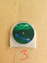 Load image into Gallery viewer, Hand Painted Dials 28.5mm