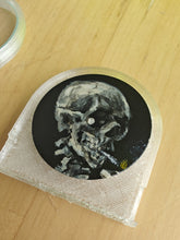 Load image into Gallery viewer, Skeleton with Burning Cigarette 28.5mm