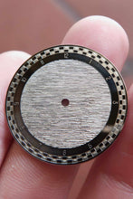 Load image into Gallery viewer, Đức: TV Noise with Racing Flags Dial (Made to Order)