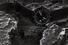 Load image into Gallery viewer, AndoAndoAndo x Minimal Wear Ref.22-00 Limited Edition