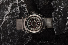 Load image into Gallery viewer, In the Hand of the Imperial - Quartz Limited 20 pcs
