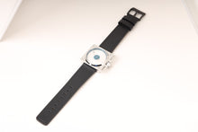 Load image into Gallery viewer, The Vinyl Record Watch by AndoAndoAndo x Esteemed Gentleman