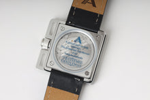 Load image into Gallery viewer, The Vinyl Record Watch by AndoAndoAndo x Esteemed Gentleman