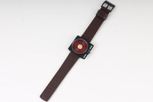 Load image into Gallery viewer, Vinyl Record Quartz by AndoAndoAndo x Misamé