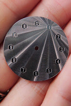 Load image into Gallery viewer, Đức: Rising Sun Dial (Made to Order)
