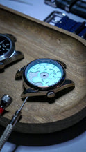Load image into Gallery viewer, Leppen Watches: Donut Dial