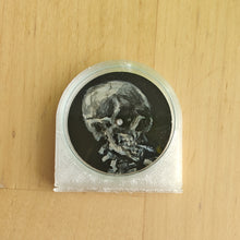 Load image into Gallery viewer, Skeleton with Burning Cigarette 28.5mm
