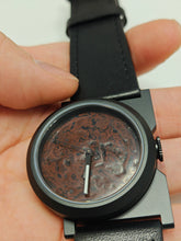 Load image into Gallery viewer, A-1b Urushi Togidashi - Kuroro &amp; Bengara: Piece Unique
